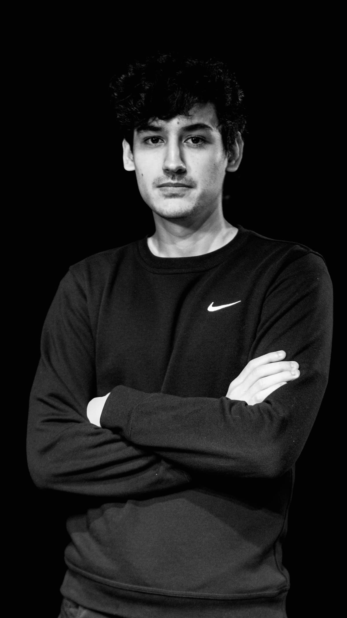 Tadeo Usatinsky, Motion Graphics y 3D, Algoritmo Studio